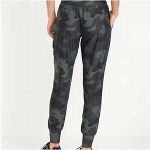 Old Navy Women's Active Joggers High-Rise Go-Dry Powersoft Camo Print Size L